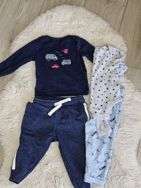 Carter's Baby Boy 4-Piece Set Navy Construction Shirt Star Bodysuit Skate Pants